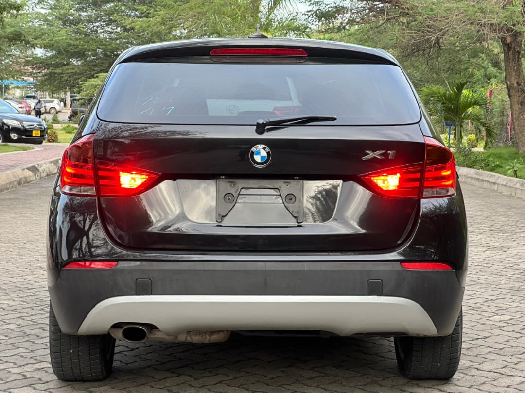 BMW X1 thumbnail 2